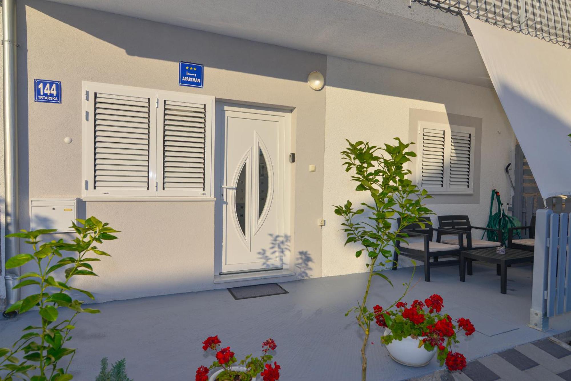 Memory Box Apartman - Sibenik Luaran gambar