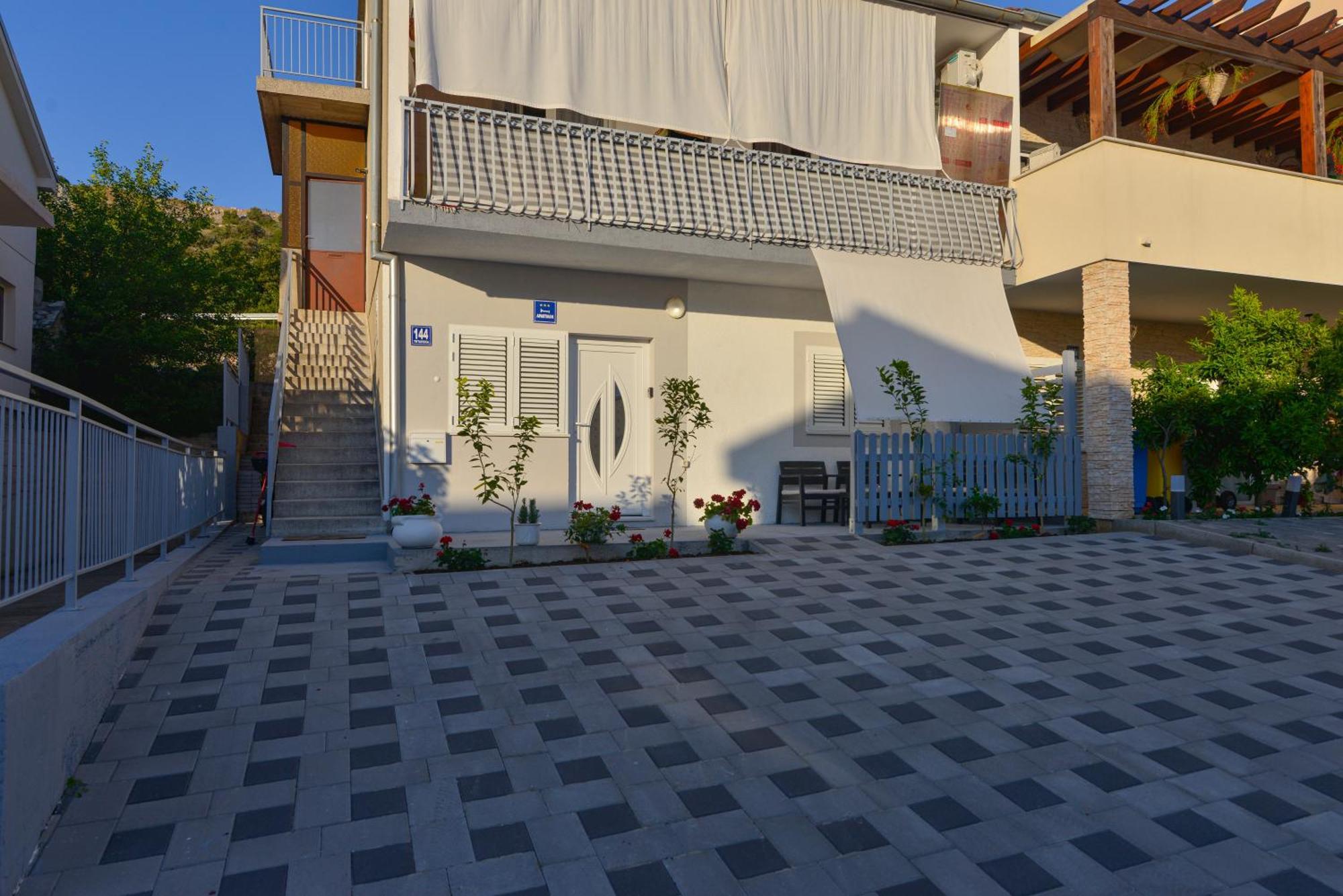 Memory Box Apartman - Sibenik Luaran gambar